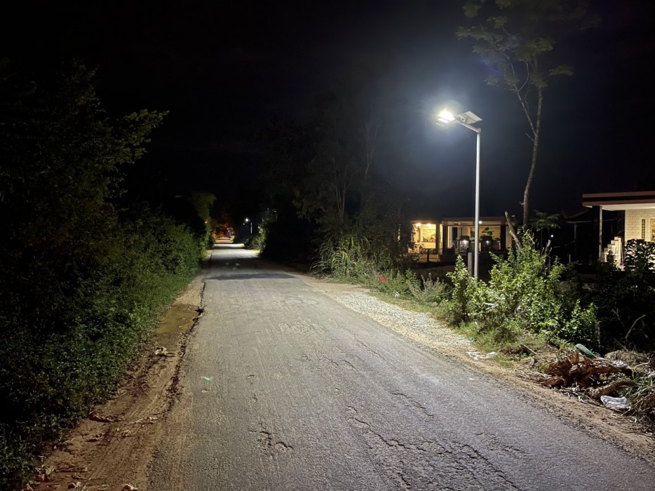 Tổ tự quản về ANTT  thôn An Thiện  hoàn thành công trình tuyến đường ánh sáng an ninh